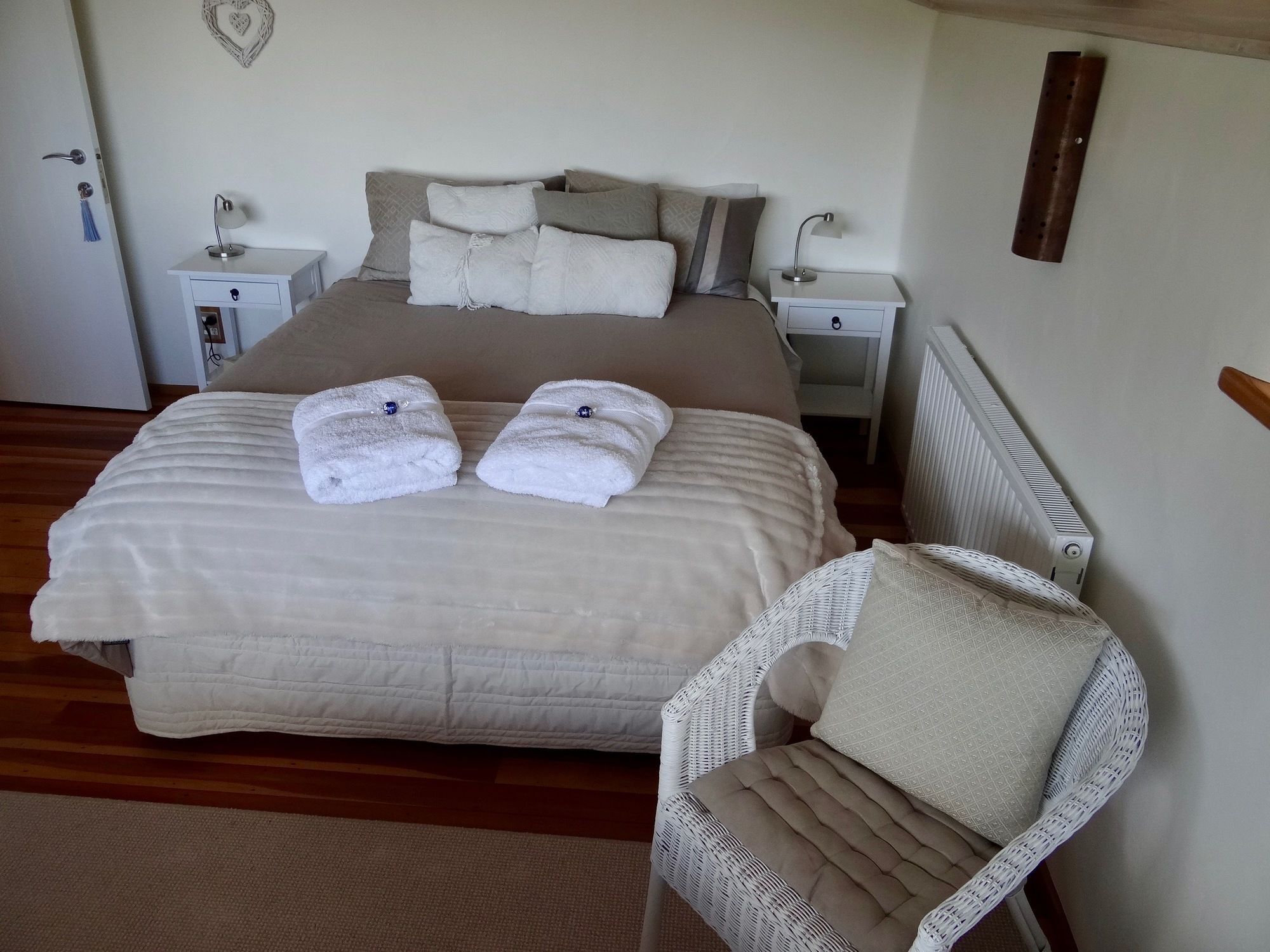 Mitchella Farm Bed & Breakfast Wanaka Exterior photo